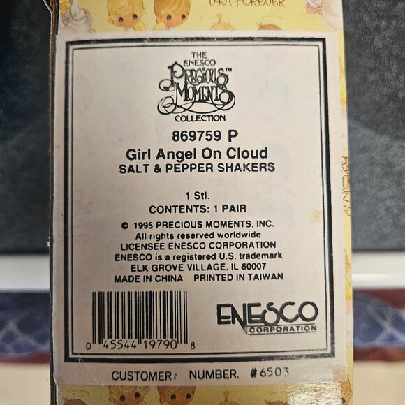 Salt and Pepper Shakers - Picture 5 of 5